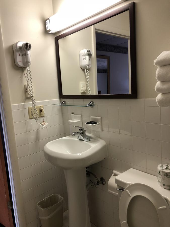 Americas Best Value Inn - Palmyra/Hershey Exteriör bild